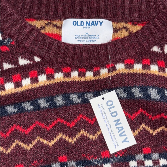Old Navy Men’s Crew-Neck Sweater - Picture 5 of 6